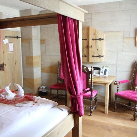 Simones Hotel Fuerstenhof 란츠후트 외부 사진