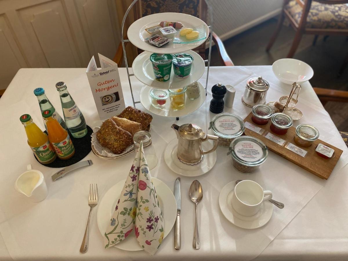 Simones Hotel Fuerstenhof 란츠후트 외부 사진