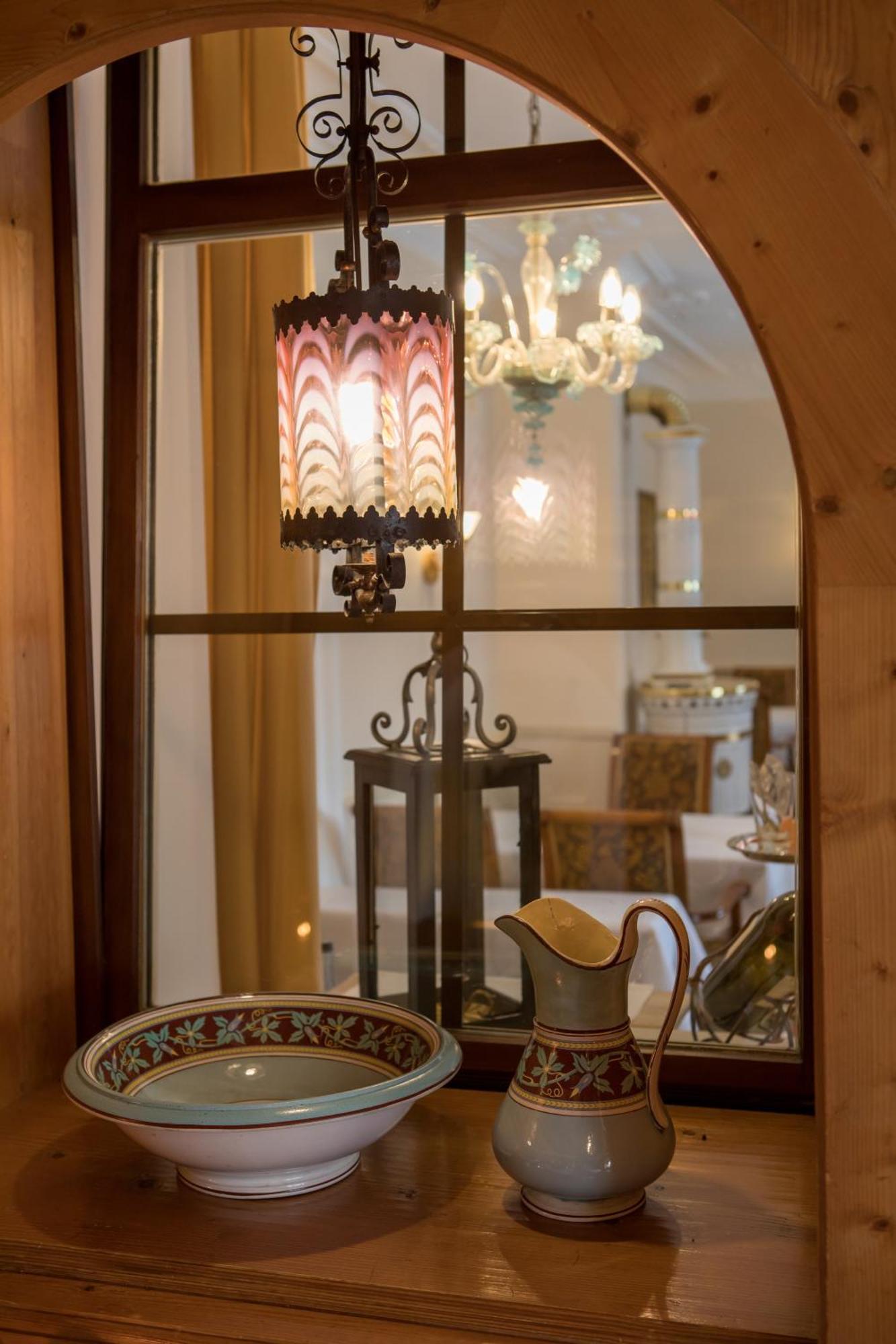 Simones Hotel Fuerstenhof 란츠후트 외부 사진