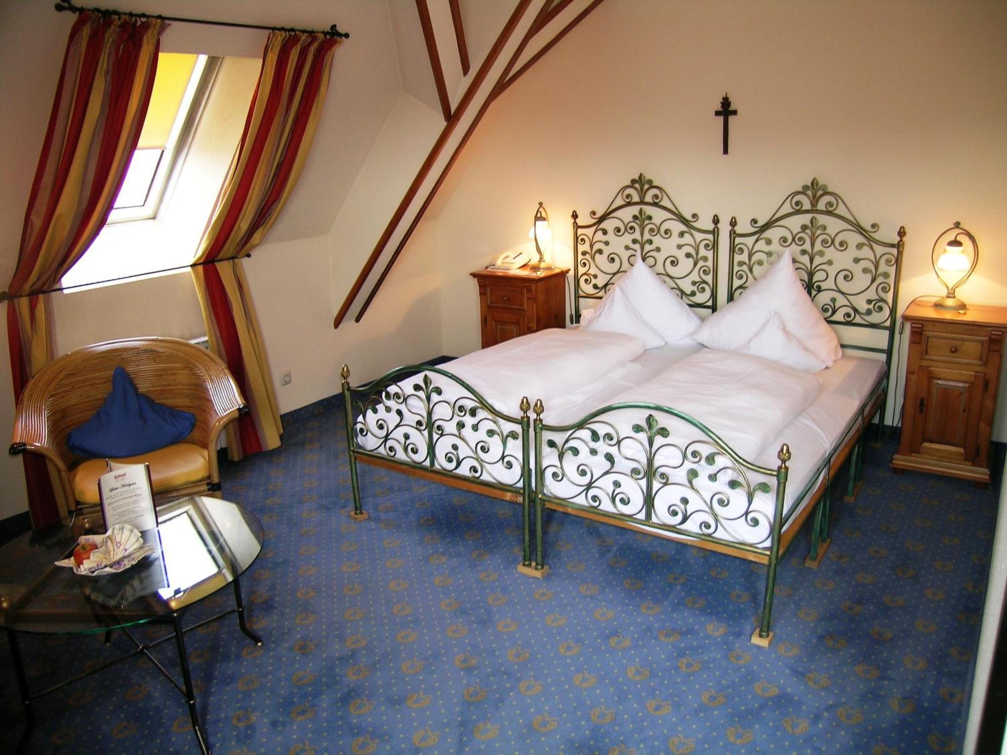 Simones Hotel Fuerstenhof 란츠후트 객실 사진