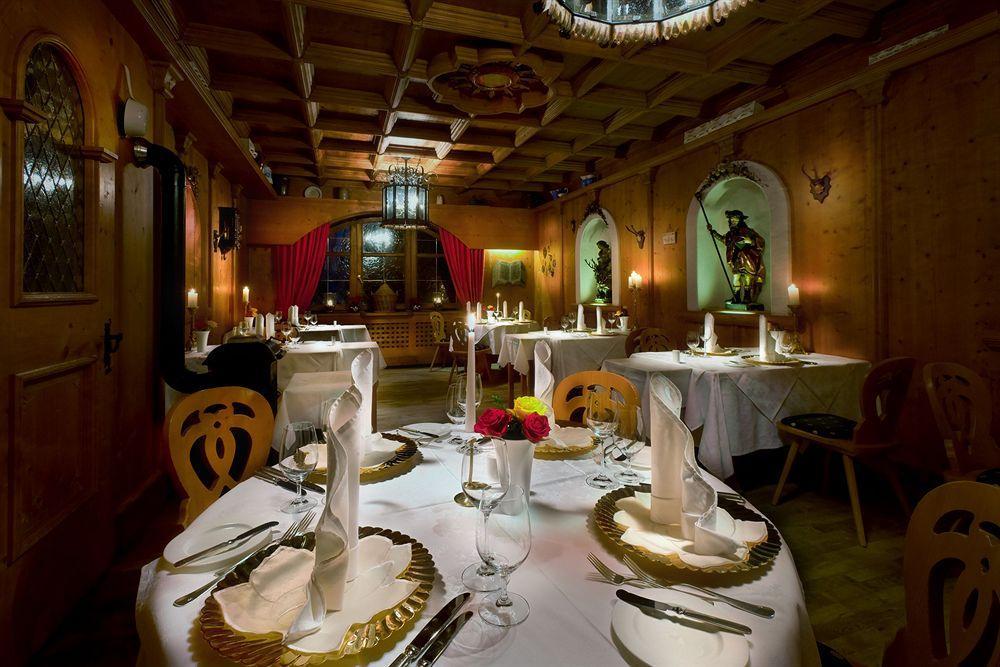 Simones Hotel Fuerstenhof 란츠후트 외부 사진